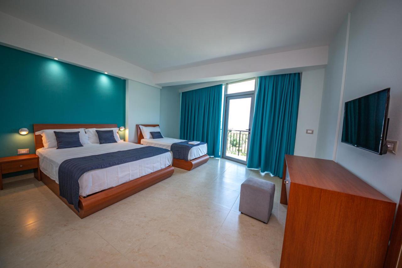 Hotel Borshi Экстерьер фото