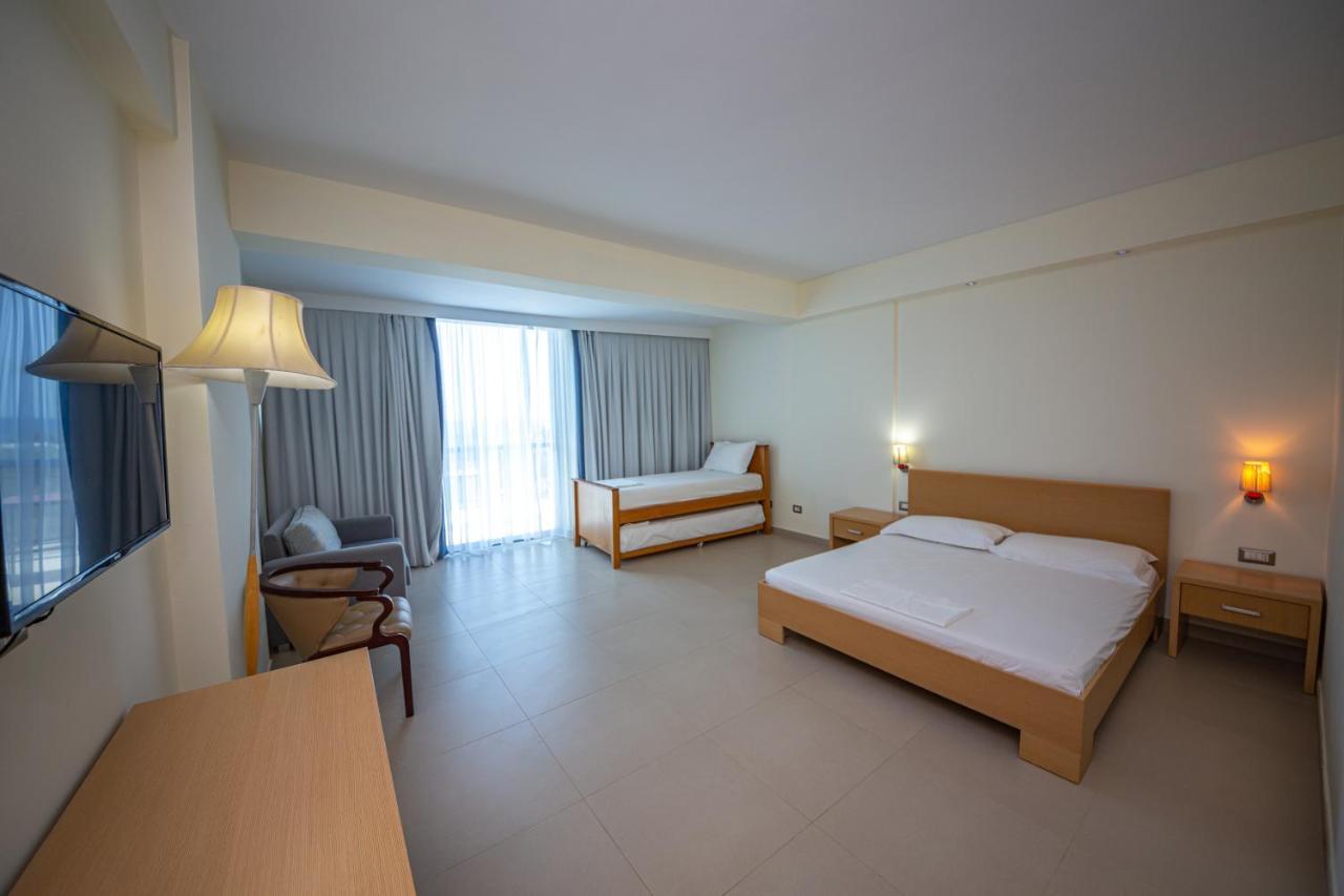 Hotel Borshi Экстерьер фото