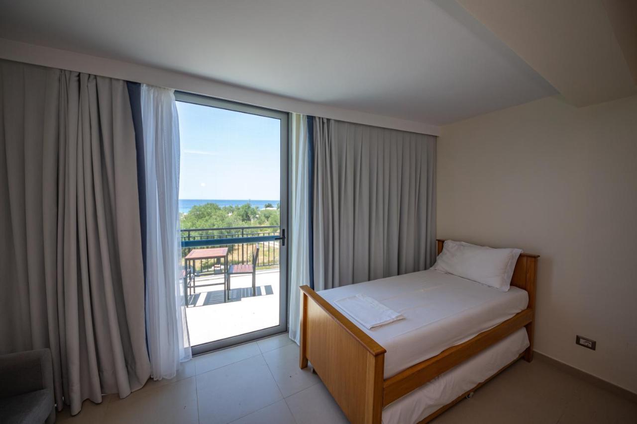 Hotel Borshi Экстерьер фото